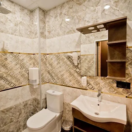 романтика Hotell Sŭrnitsa