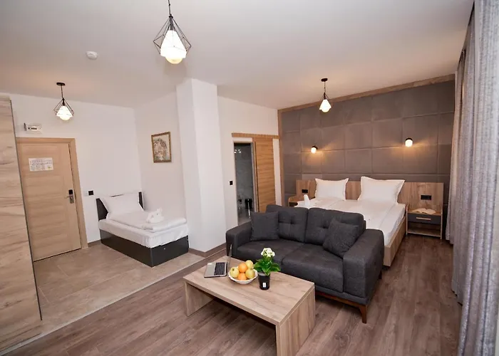 романтика Szálloda 3*