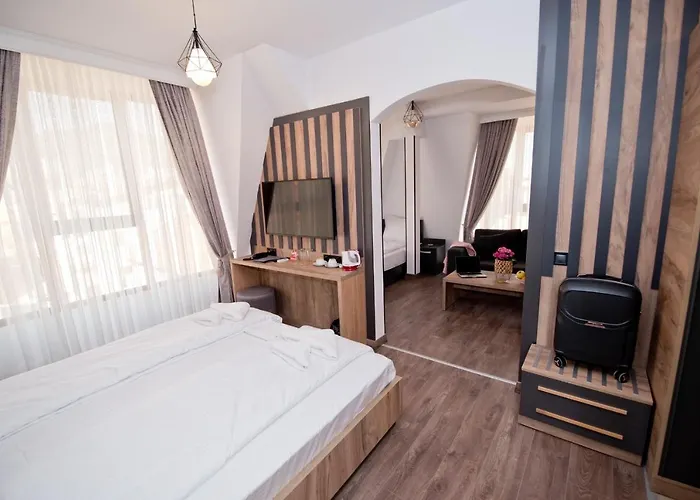 романтика Szálloda 3*